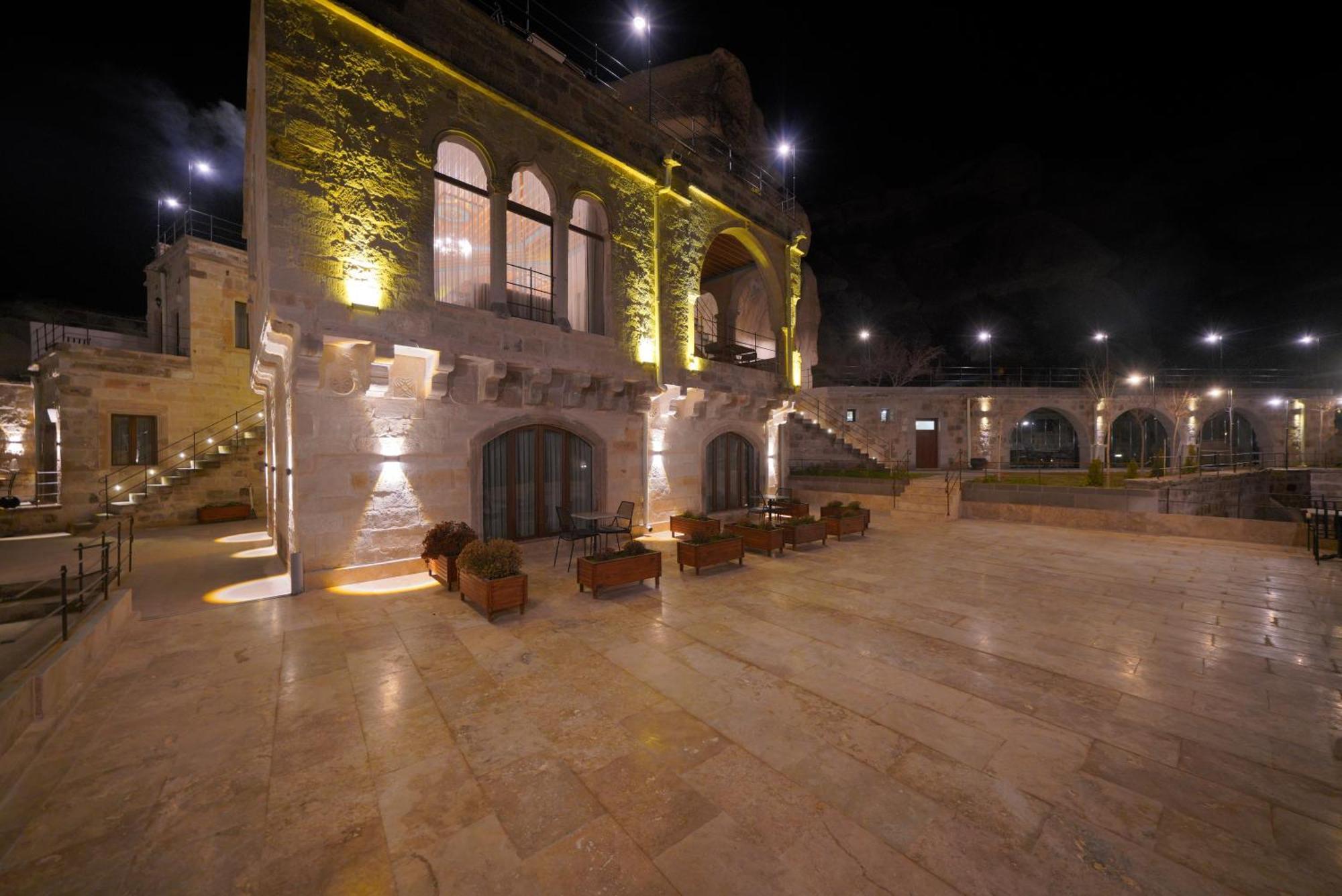 Cappadocia Secret Hill Cave Suites Goreme Bagian luar foto