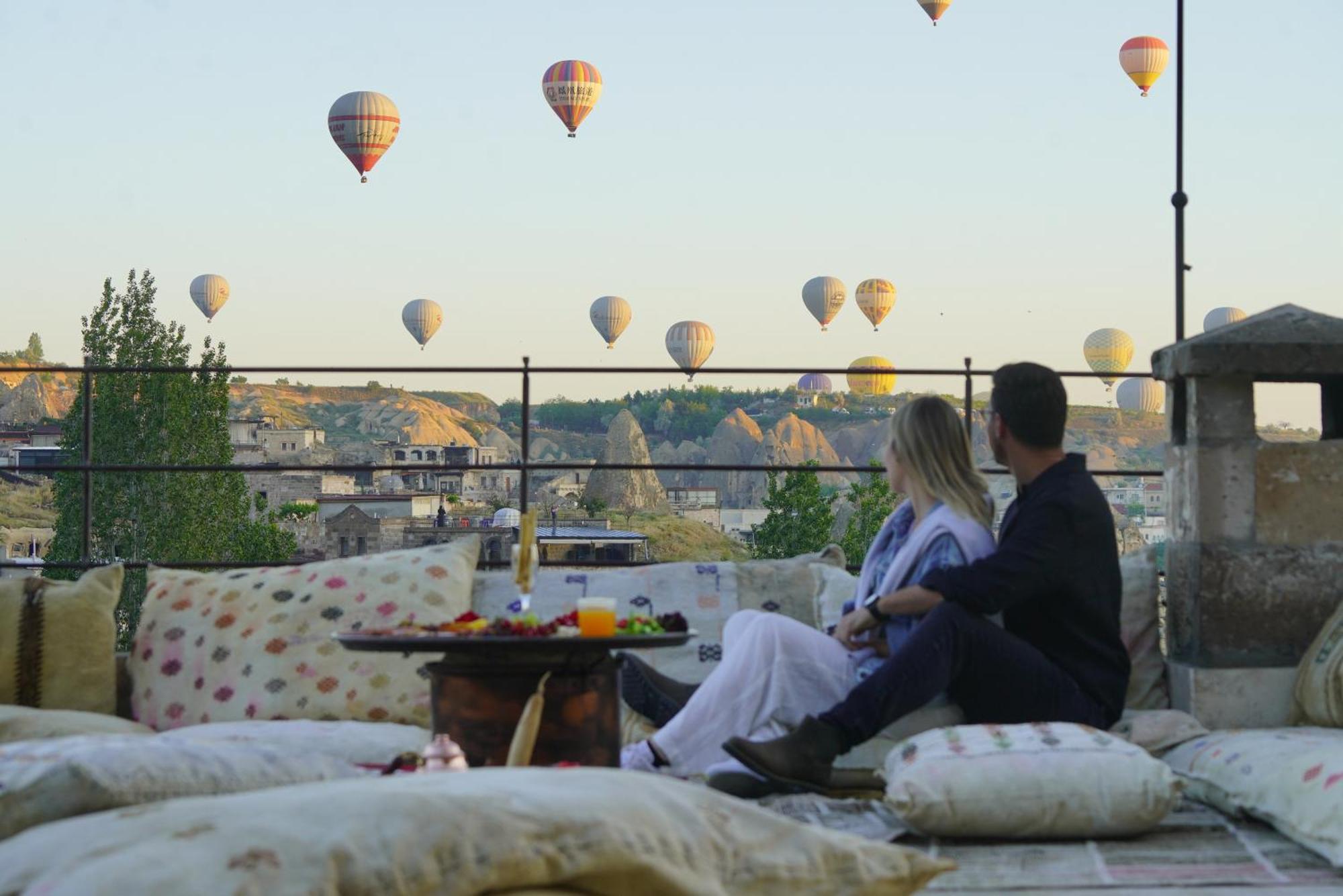 Cappadocia Secret Hill Cave Suites Goreme Bagian luar foto